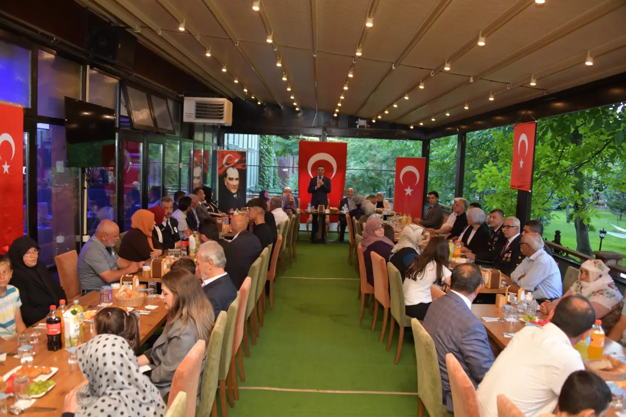 Vali Baruş, şehit yakınları ve gazilerle bir araya geldi #haberi, #haberleri, #Gümüşhane #haber