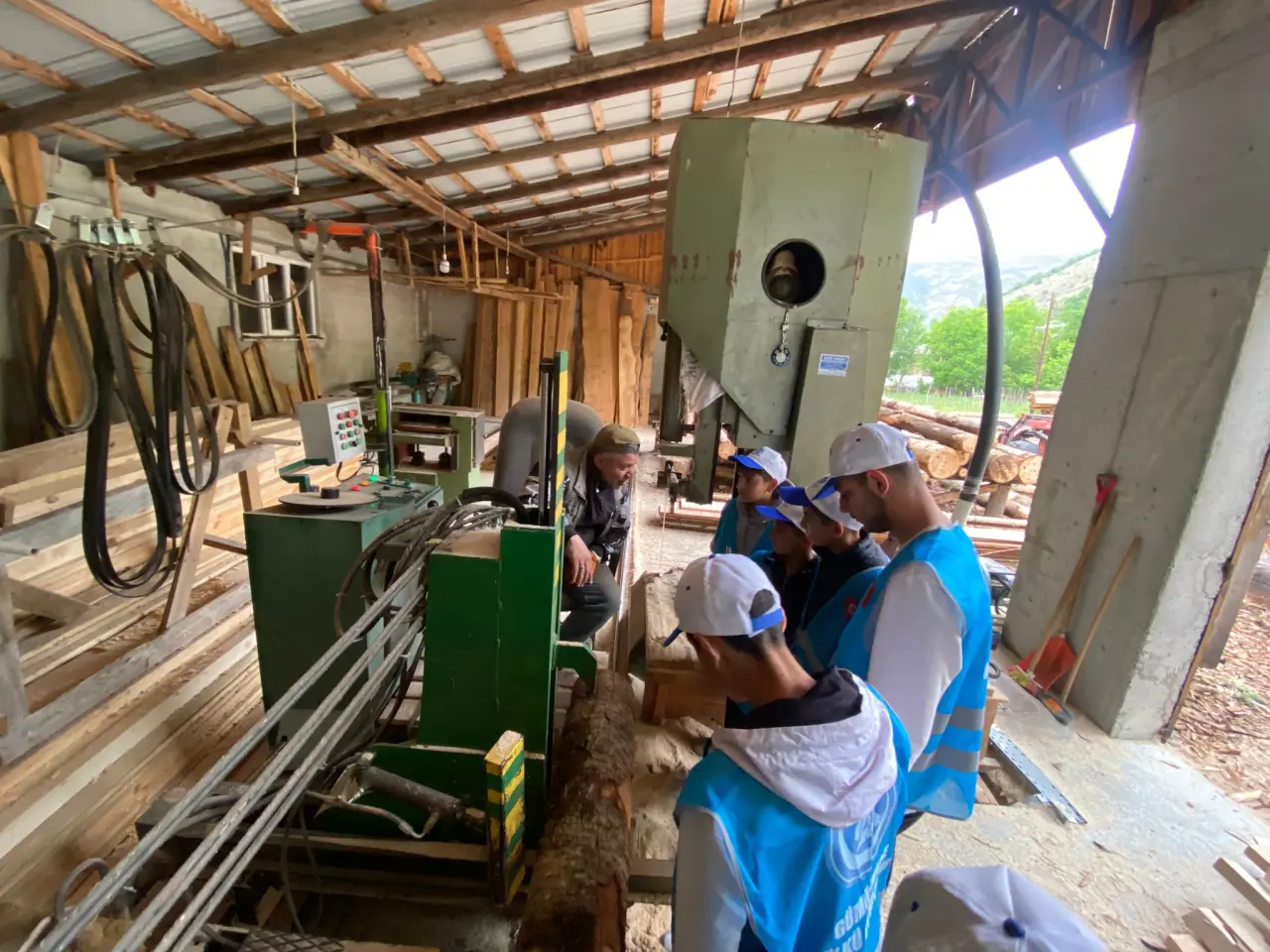 Ülkü Ocakları’ndan Gençlere Meslek Tanıtımı Desteği #haberi, #haberleri, #Gümüşhane #haber