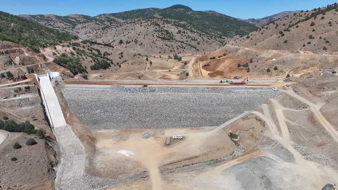 Kelkit Ünlüpınar Barajı 2025’te Su Tutacak