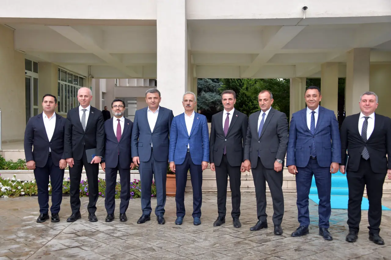 Ulaştırma Bakanı Uraloğlu’ndan Valilik ziyareti #haberi, #haberleri, #Gümüşhane #haber