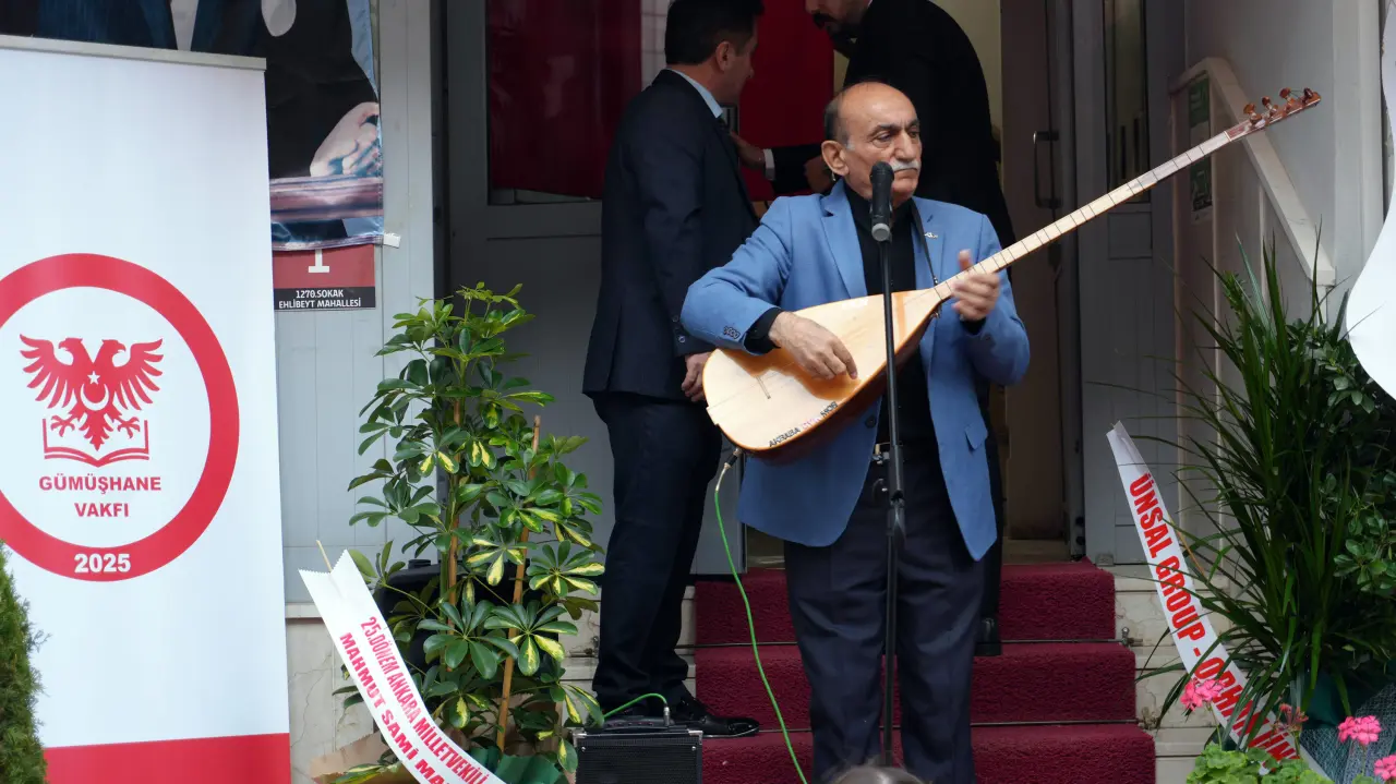 Gümüşhane Vakfı kapılarını açtı