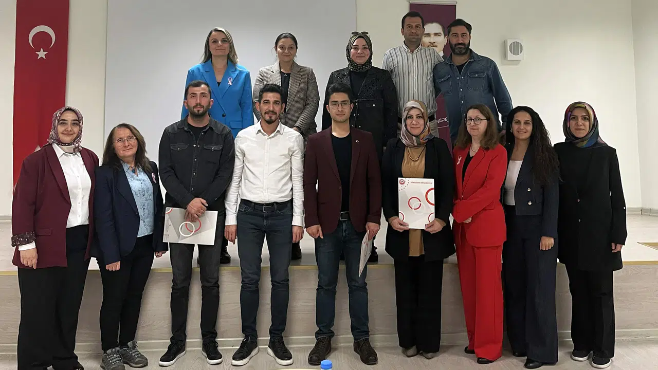 Gümüşhane’de Rehber Hemşirelik eğitimi düzenlendi