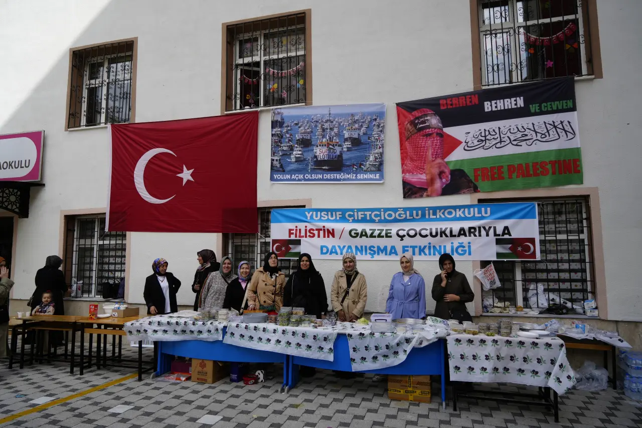 Gümüşhaneli Miniklerden “Sumud Filosu”na Anlamlı Destek