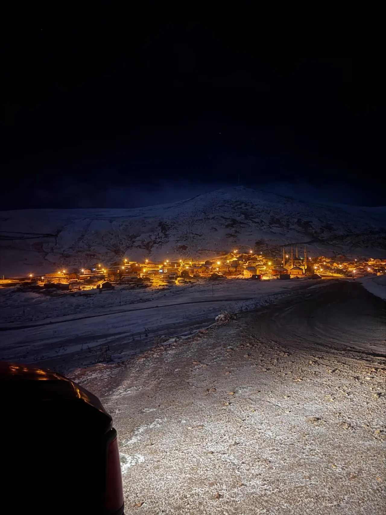 Kazıkbeli Yaylası beyaza büründü! Kış manzarası kartpostallık görüntülerle geldi