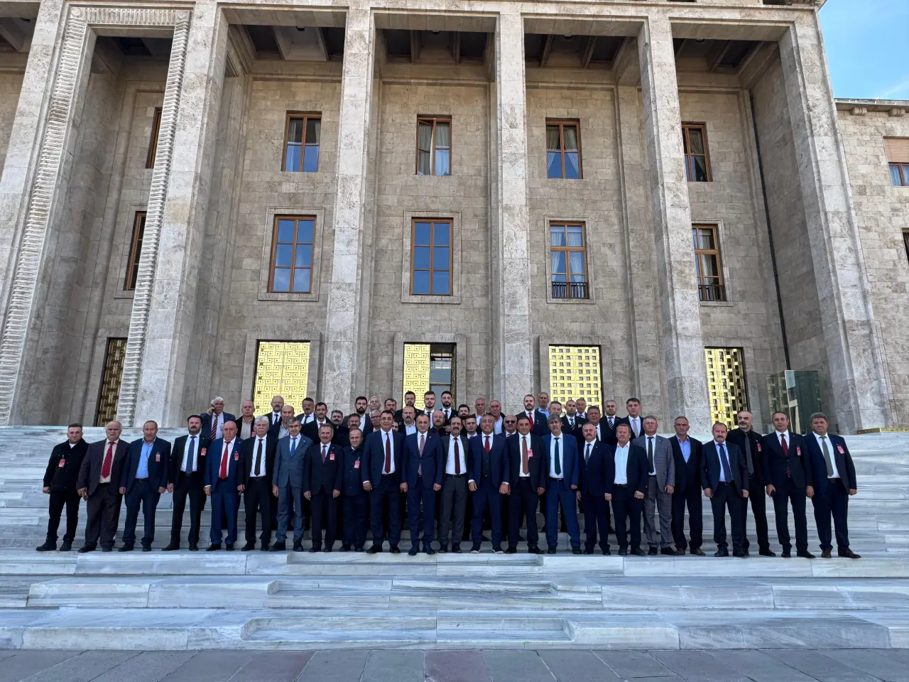 MHP Gümüşhane Teşkilatı TBMM grup toplantısında gövde gösterisi yaptı