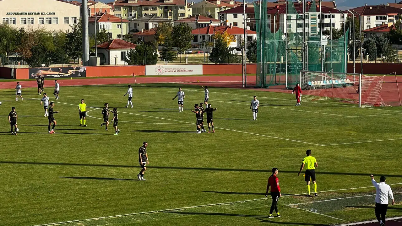 Şiran, zirveye kondu: 2-1