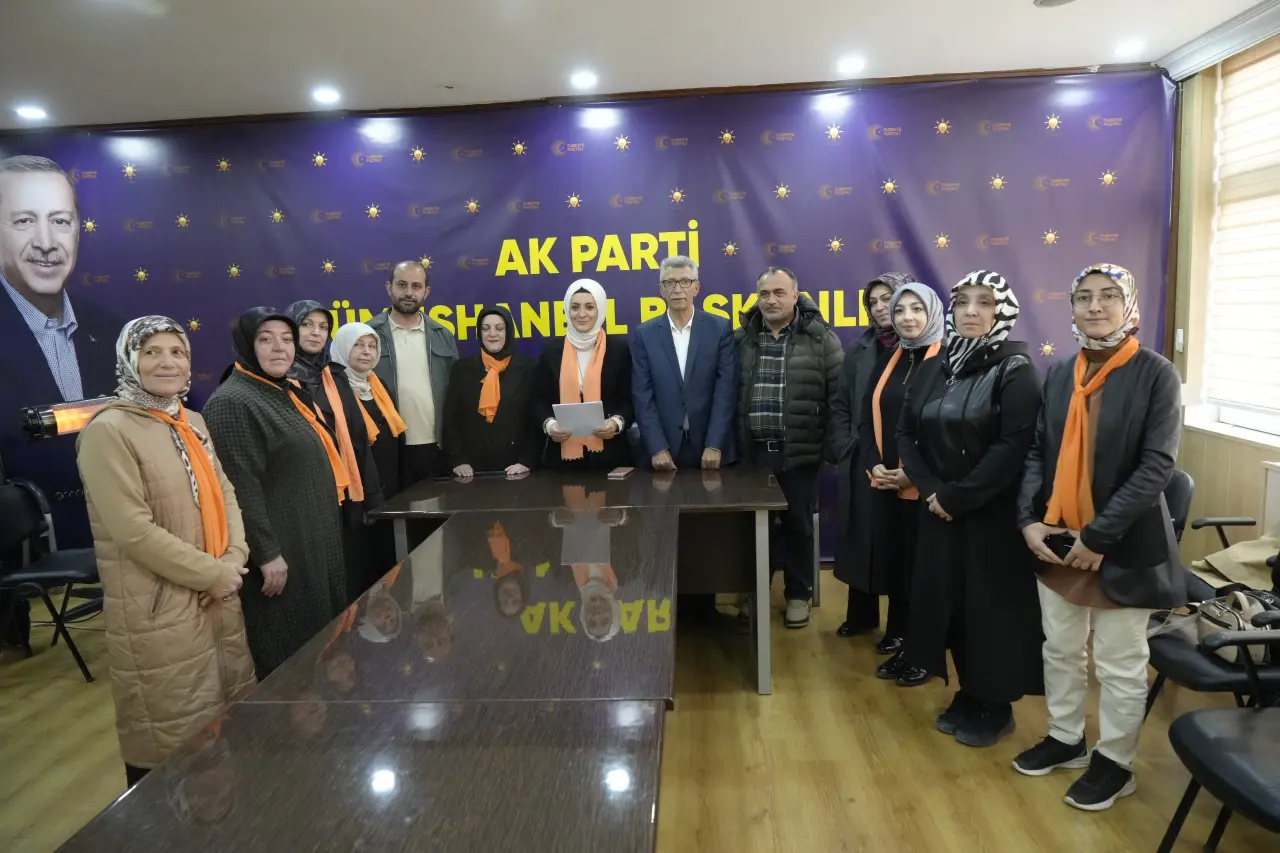 AK Parti’den kadına yönelik şiddete karşı basın açıklaması