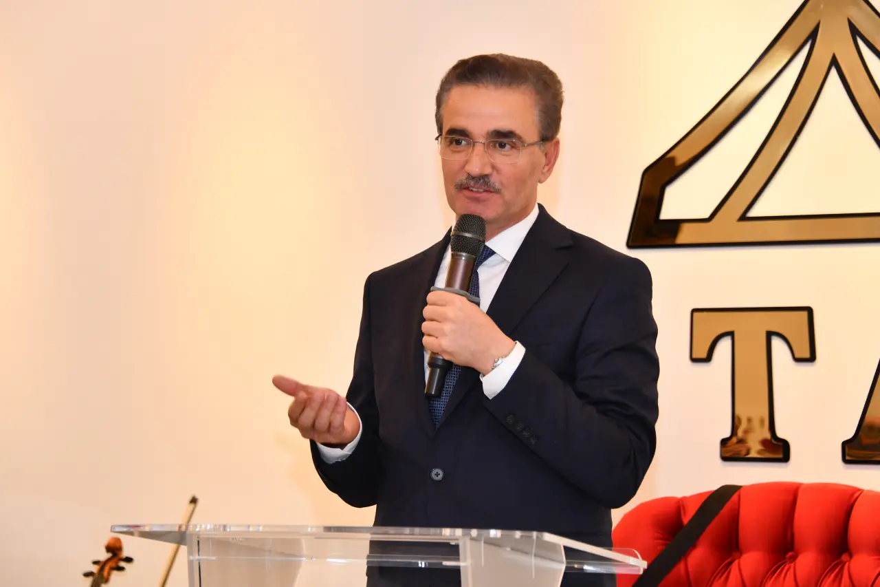 Gümüşhane’de Eğitim Çınarlarına Büyük Vefa