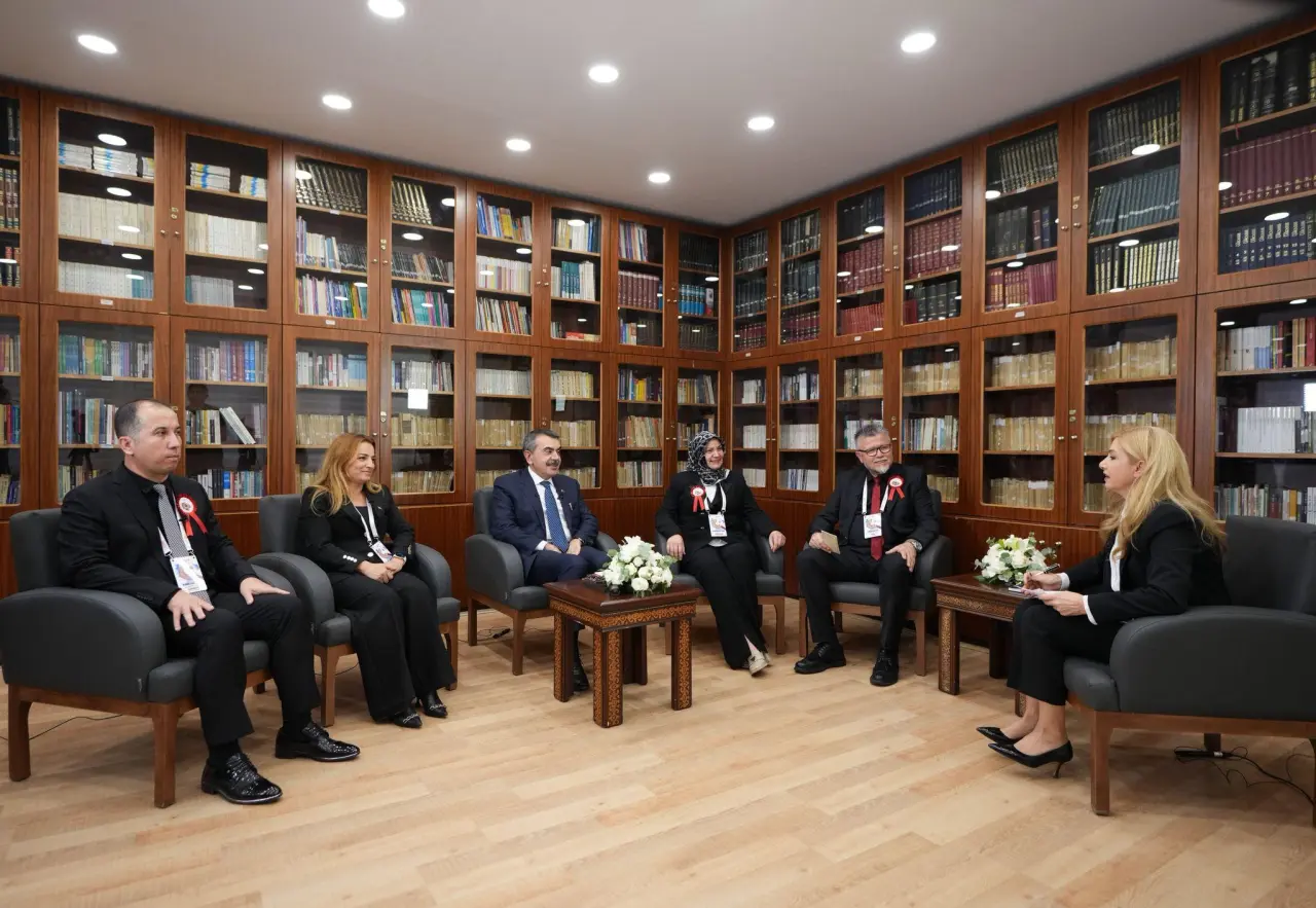 Öztürk, ‘Yılın Öğretmeni’ Olarak Ankara’da Gümüşhane’yi temsil etti