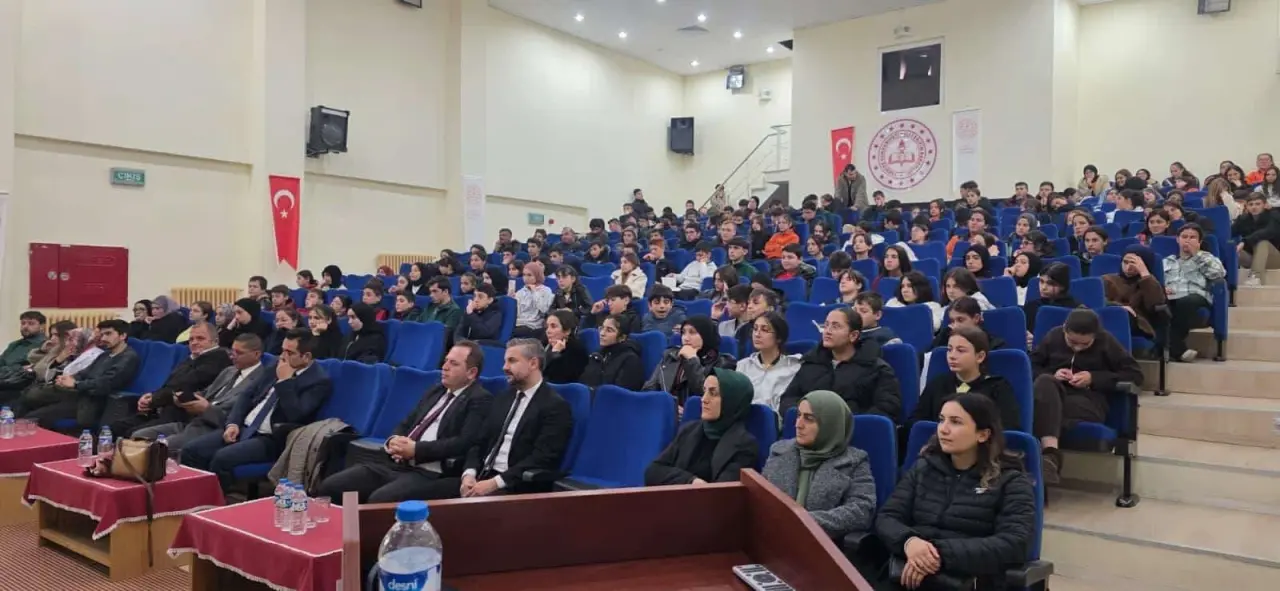 Aşkın Gözyaşları’nın yazarı Sinan Yağmur Torul’da gönüllere dokundu