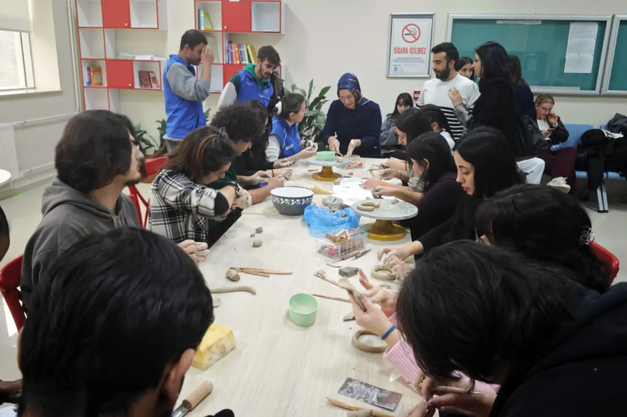 Dölek Çamuru Kampüste Hayat Buldu