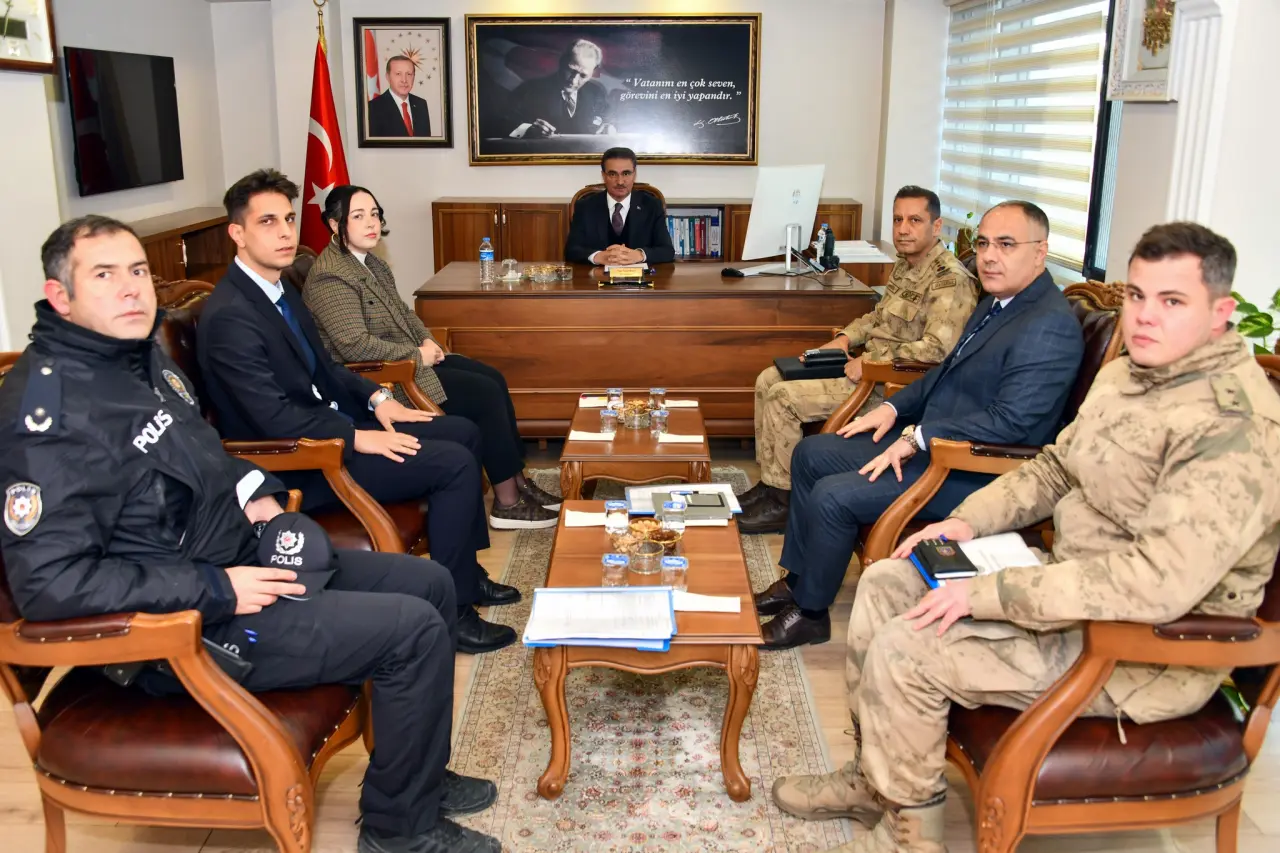 Gümüşhane Valisi Aydın Baruş, Kürtün’de sorunları dinledi, projeleri değerlendirdi!