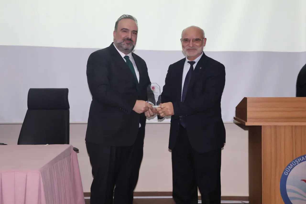 ‘Hz. Peygamber ve Aile Hayatı’ Konferansı Düzenlendi