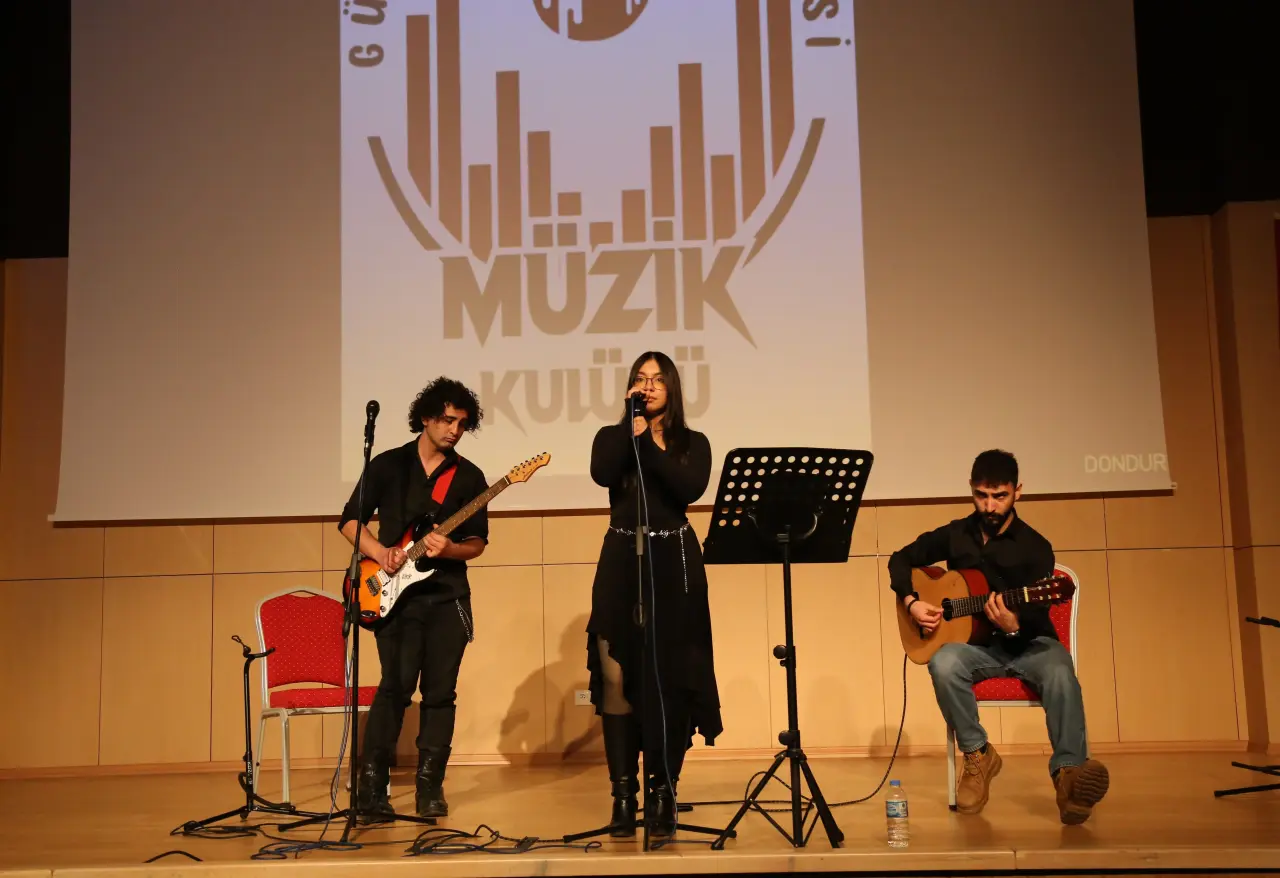 Öğrenci Kulüpleri Üniversitenin Sosyal Vizyonu İçin Buluştu