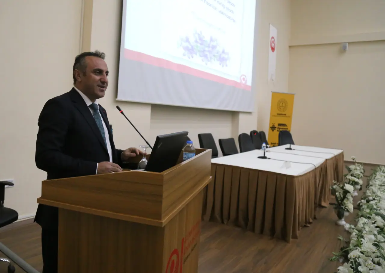 Yazar Sinan Yağmur Gümüşhane’de Şeb-i Arûs ruhunu yaşattı