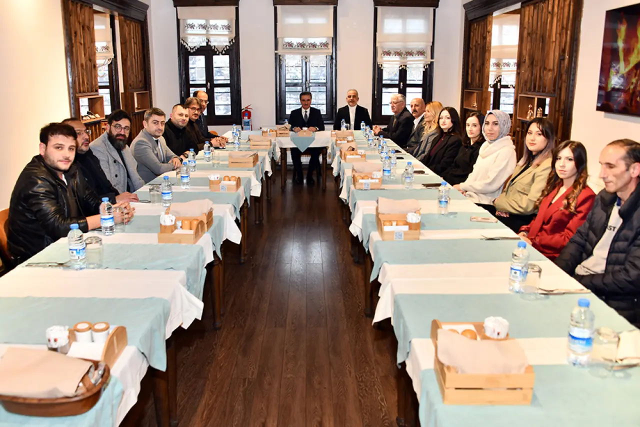 Gümüşhane’nin güçlü yerel basını bizim için şanstır