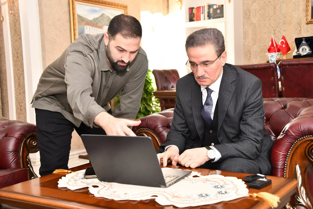 İşte Gümüşhane Valisi’nin favori fotoğrafları!