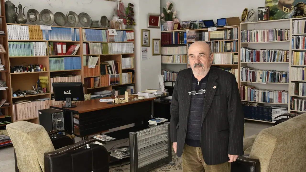 Üçüncüzade Eğitim ve Kültür Vakfından Akademik Çalışmalara Burs Desteği