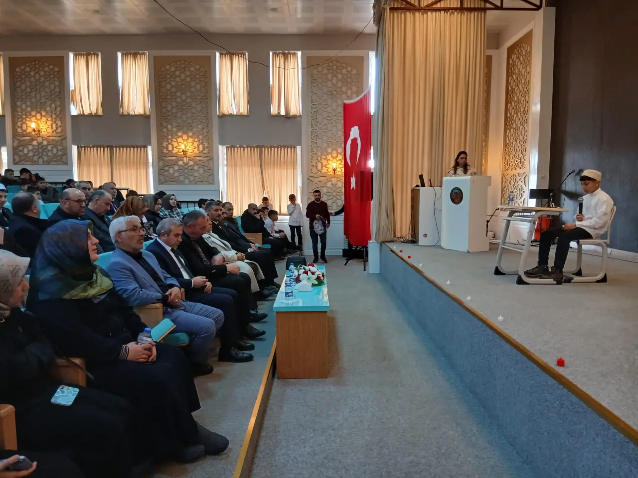 Genç Bilaller Ezan Okuma ve Hafızlık Yarışmaları Kelkit’te yapıldı