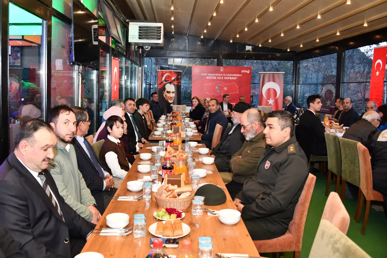 Gümüşhane’de duygulandıran iftar: “Sizler bizim öz ailemizsiniz!”