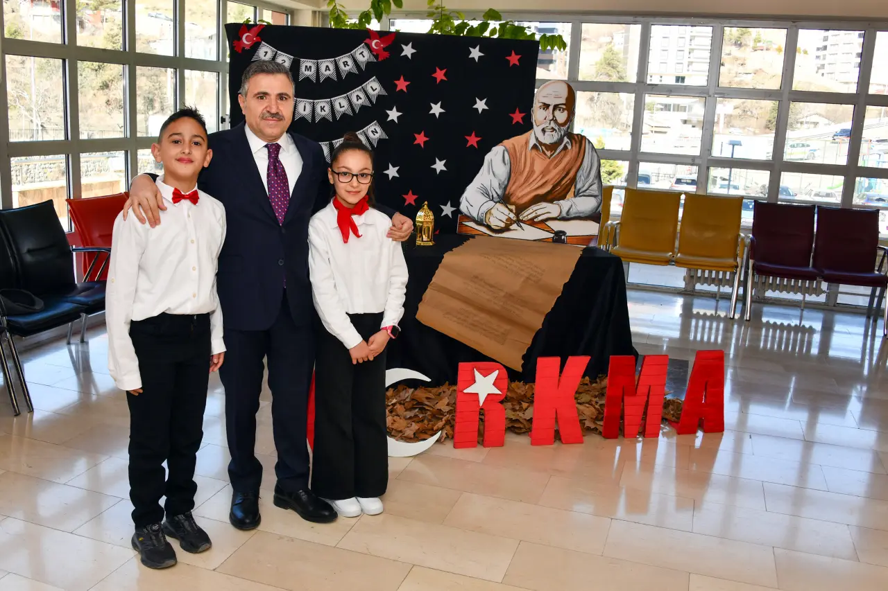 Allah Bu Millete Bir Daha İstiklal Marşı Yazdırmasın