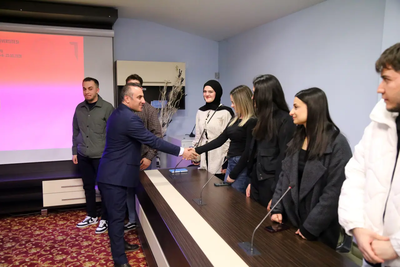 Gümüşhane Üniversitesi Senatosu’nda kapılar öğrencilere açıldı