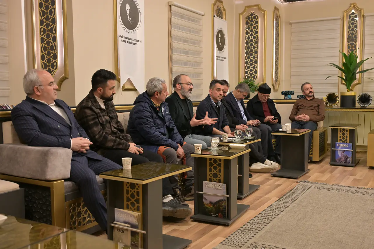 Hazine Değil, Tarih Fışkırıyor! Gümüşhane’nin ‘Kayıp Santa’sı ve bilinmeyen rotaları masaya yatırıldı