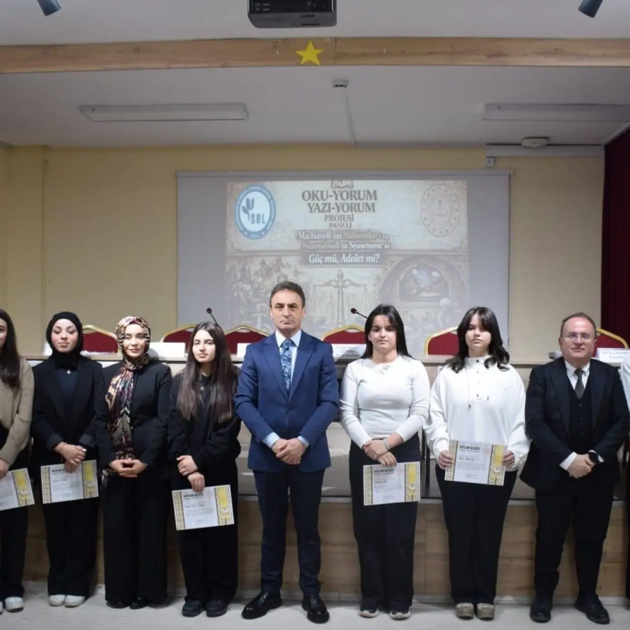 Nizamülmülk mü, Machiavelli mi? Gümüşhaneli öğrencilerden ezber bozan kıyas!