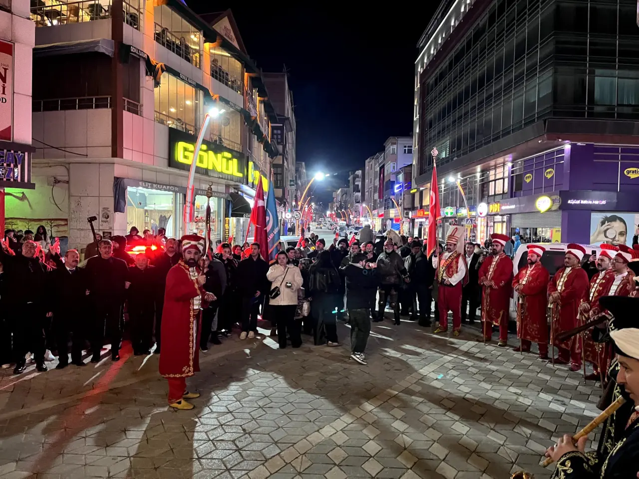 Ülkü Ocakları Gümüşhane İl Başkanlığı’ndan Görkemli Mehter Yürüyüşü