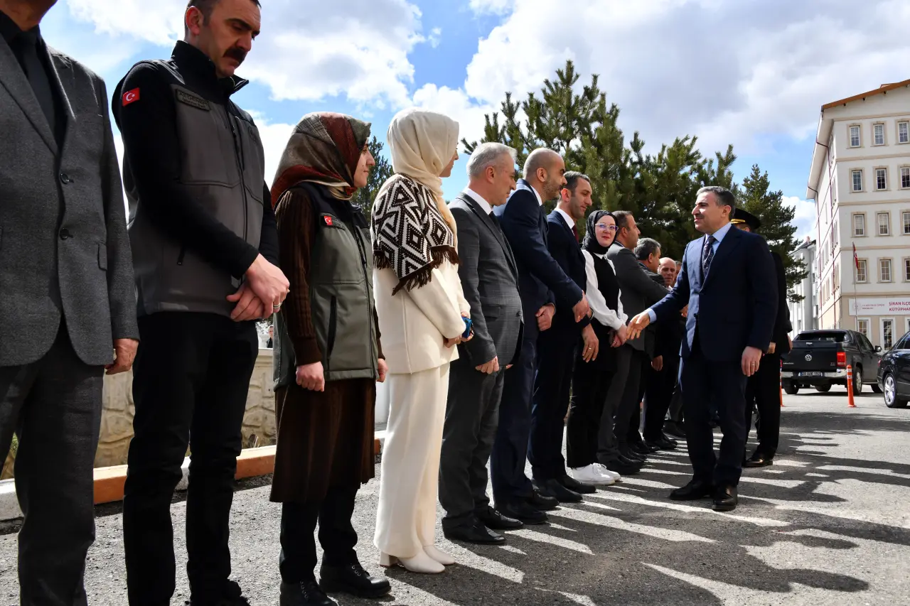 Vali Cevdet Atay Şiran’da incelemelerde bulundu