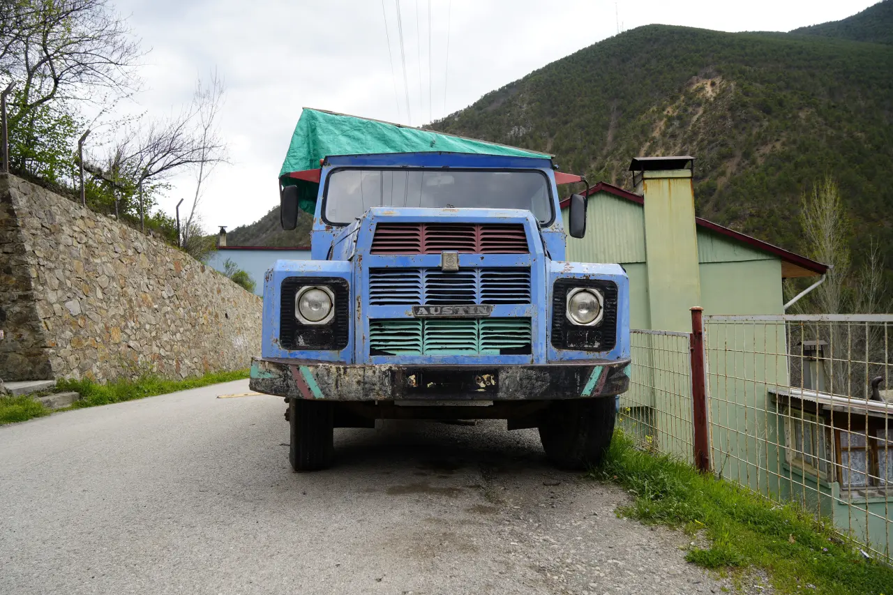 Bahçedeki Odunluk İstanbul’da Köprüden Geçmiş!
