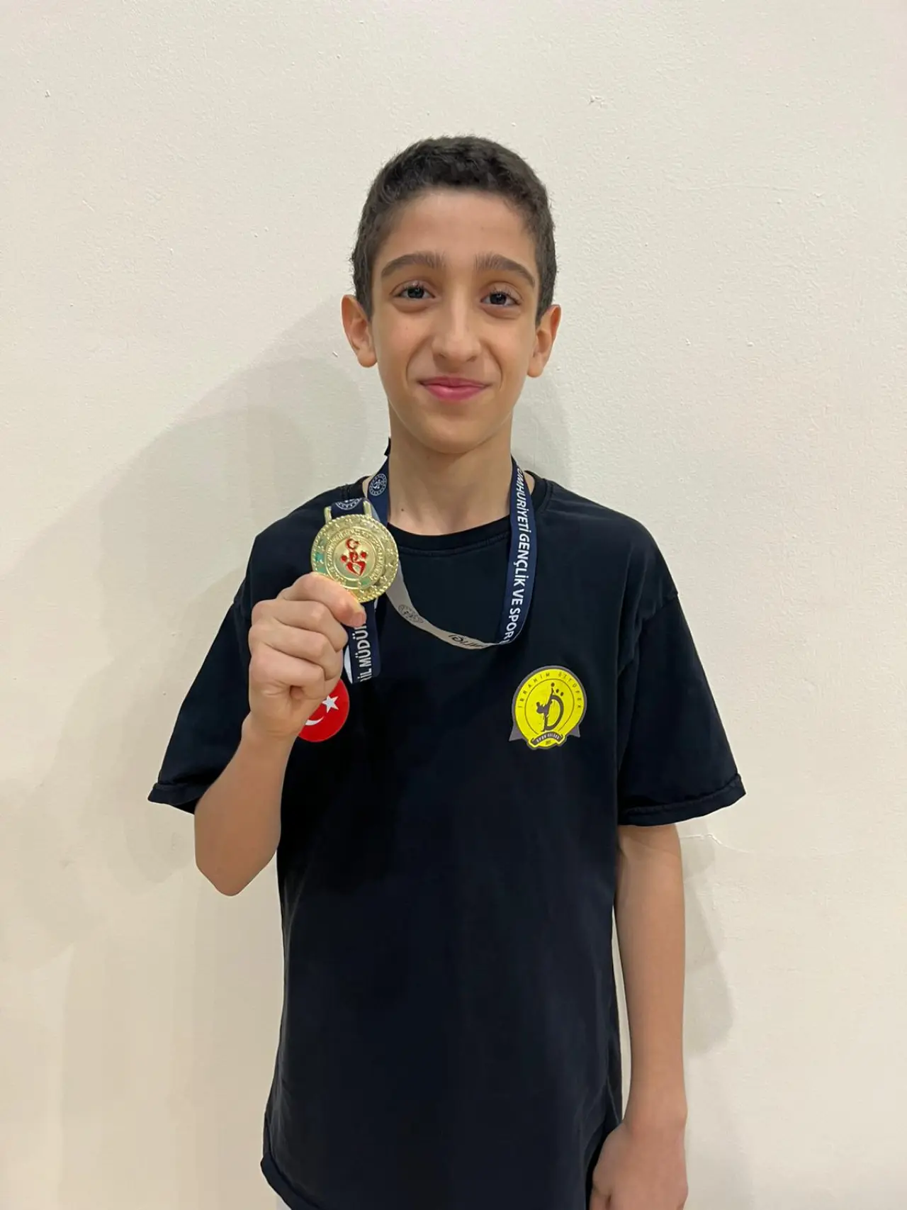 İlk Turnuvasında Namağlup Şampiyon! Torul’un Gururu Erkam Tatamiyi Titretti