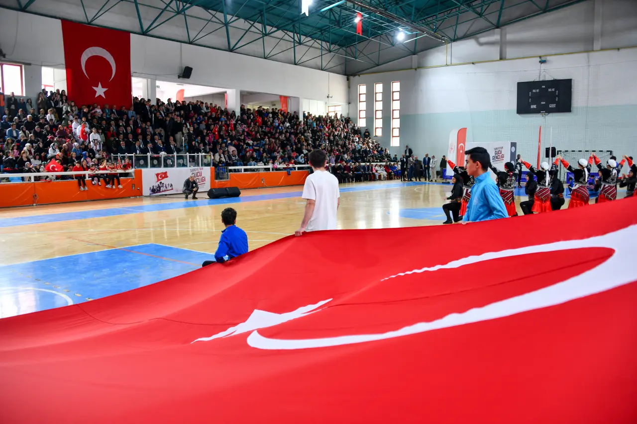 107 Yıllık Gurur Aydın Doğan Spor Salonu’nda Yaşandı