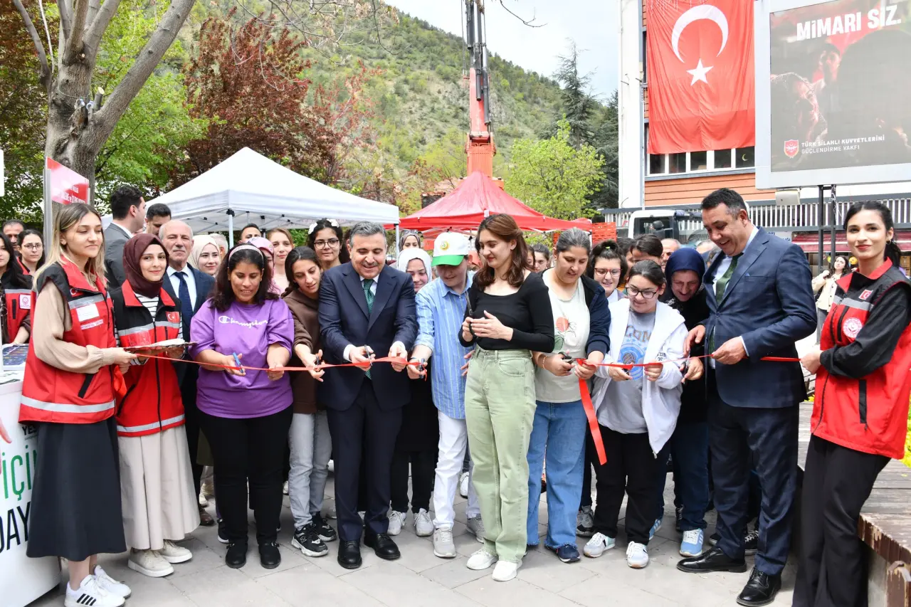 El Emeği Ürünler Göz Kamaştırdı