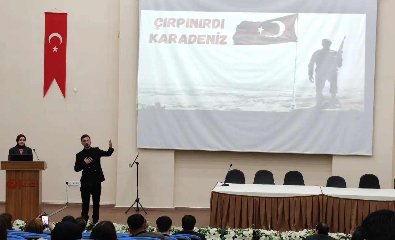 Gümüşhane Üniversitesi’nde ‘Düşünceden Şiire Yolculuk’ Programı Düzenlendi
