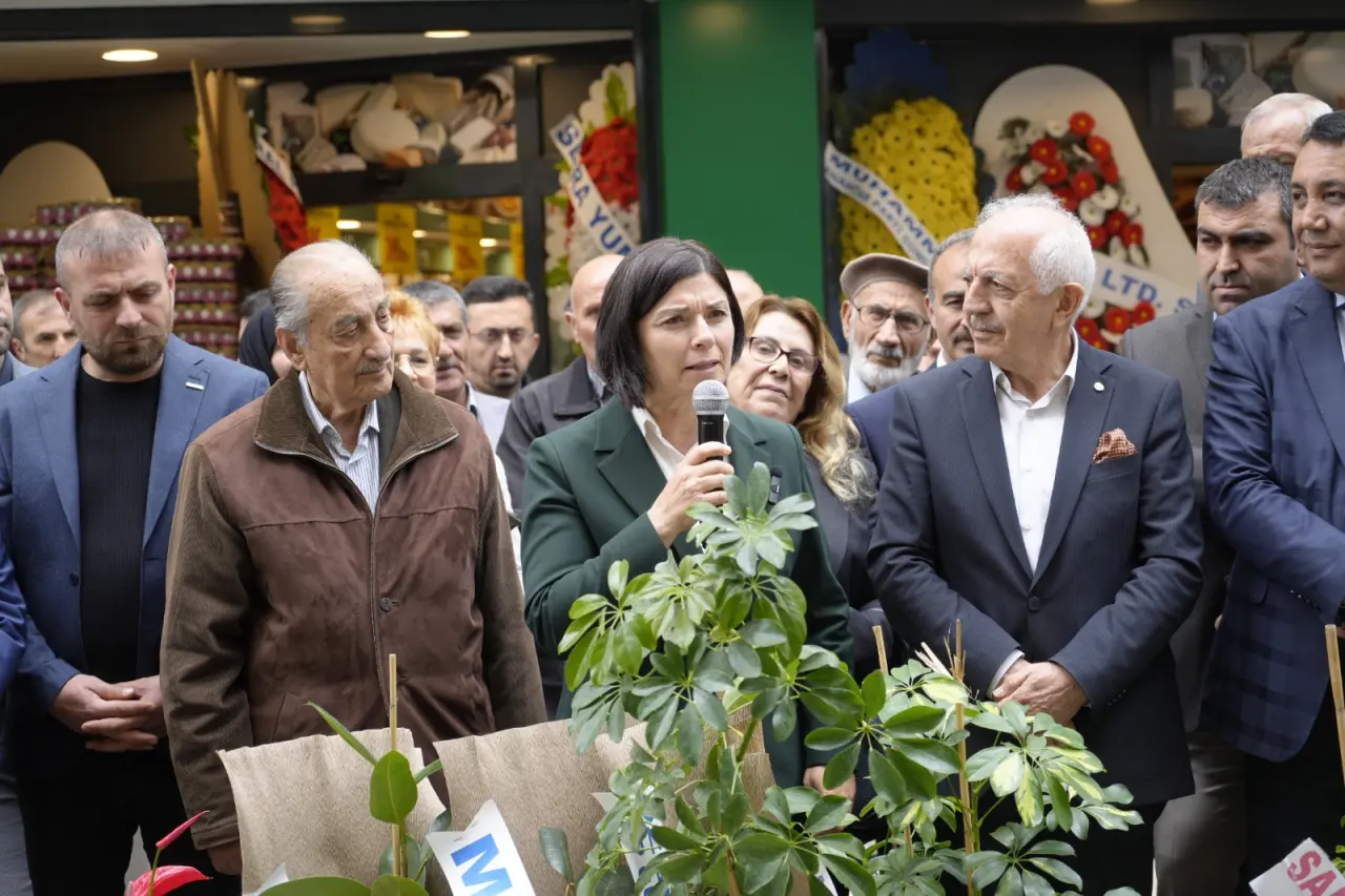 Peynirci Baba’nın 182. Mağazası Gümüşhane’de Hizmete Açıldı