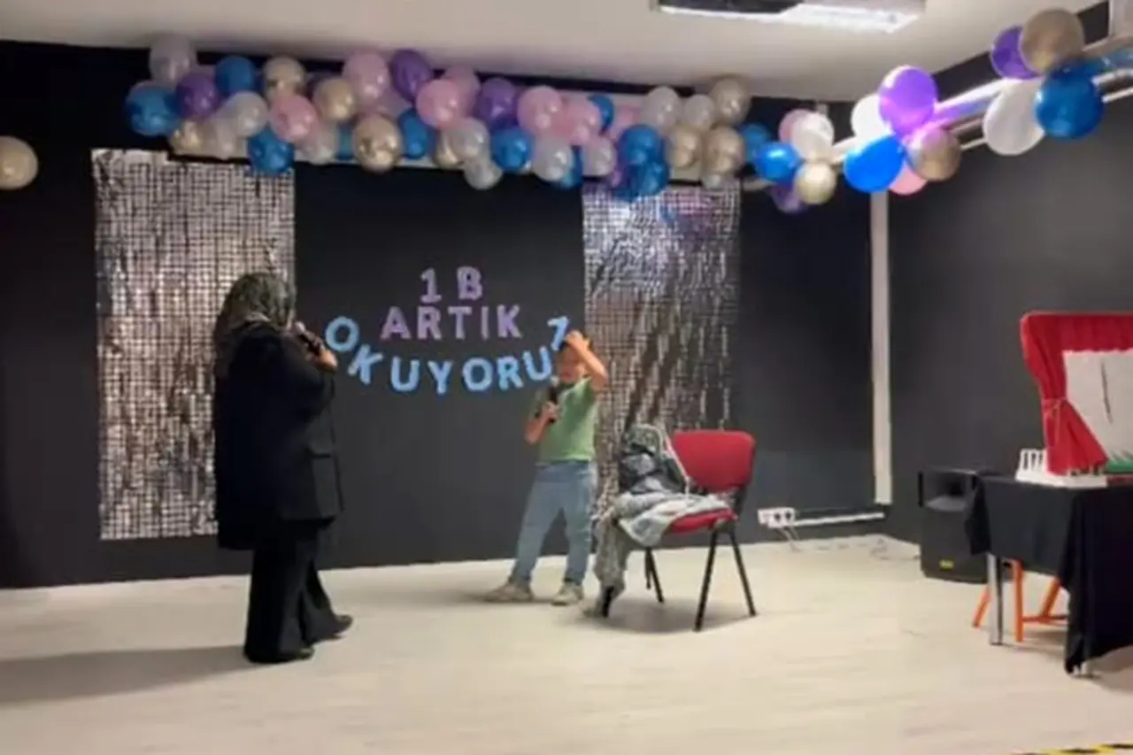 Gümüşhane Aysın Rafet İlkokulunda Okuma Bayramı Etkinliği Düzenlendi