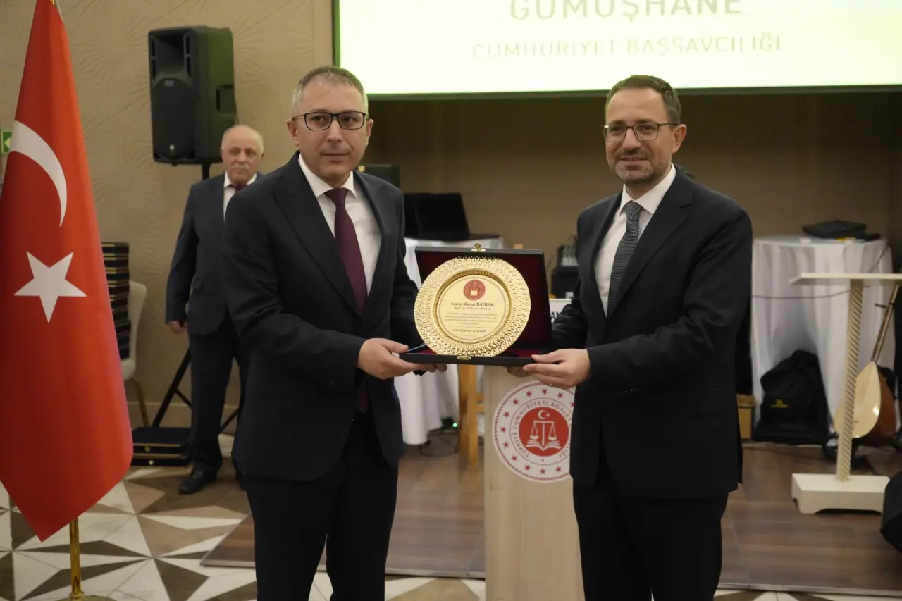 Gümüşhaneli Adalet Bakan Yardımcısı Sedat Ayyıldız Gümüşhane’de Veda Programına Katıldı