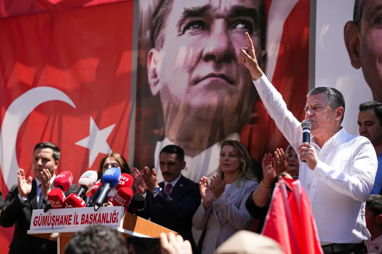 Özgür Özel, Tekke’de Barış Demirkıran için destek istedi