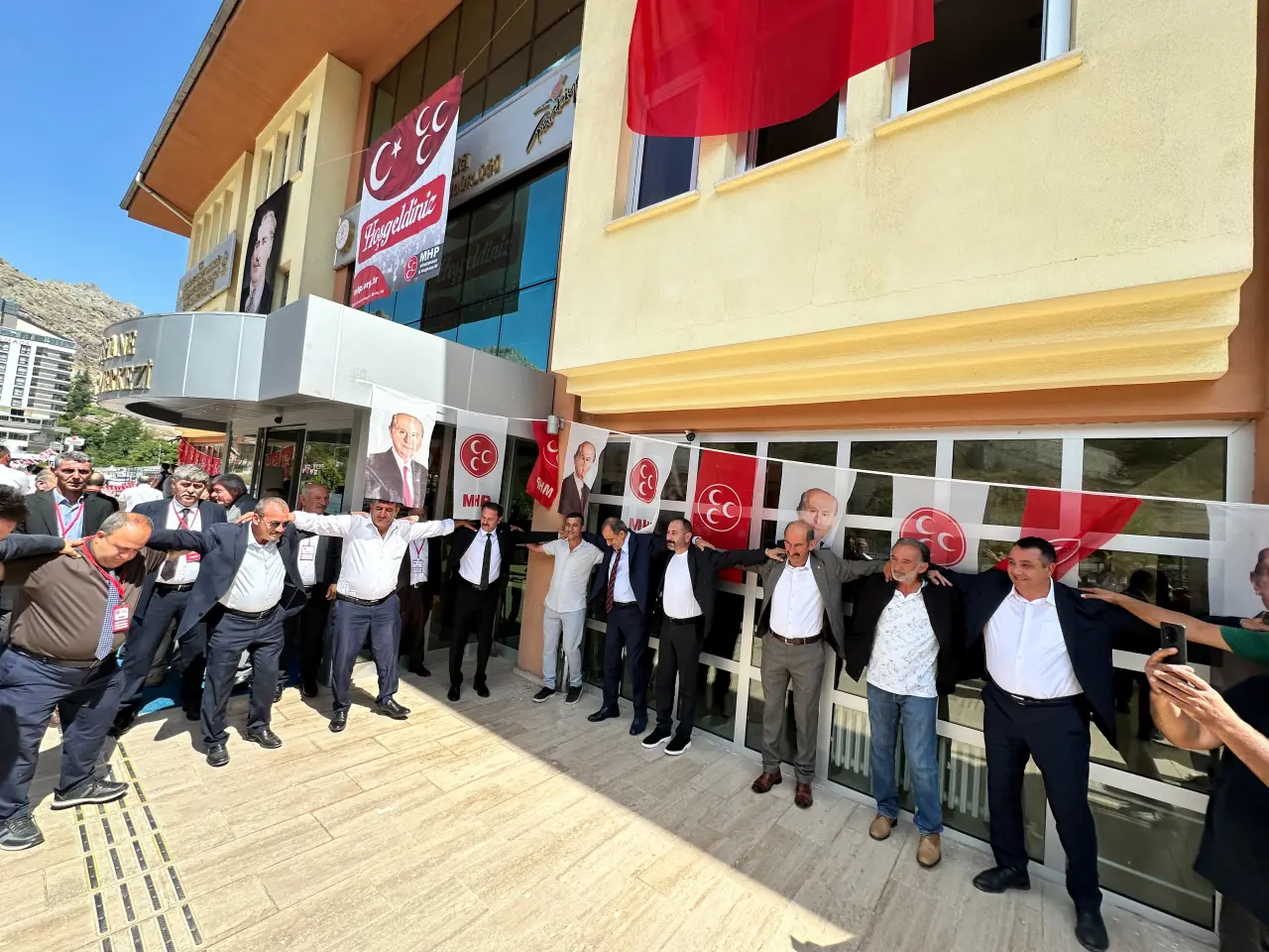 MHP Gümüşhane’de 15. Olağan Kongre Heyecanı: Mete Kaya Güven Tazeledi