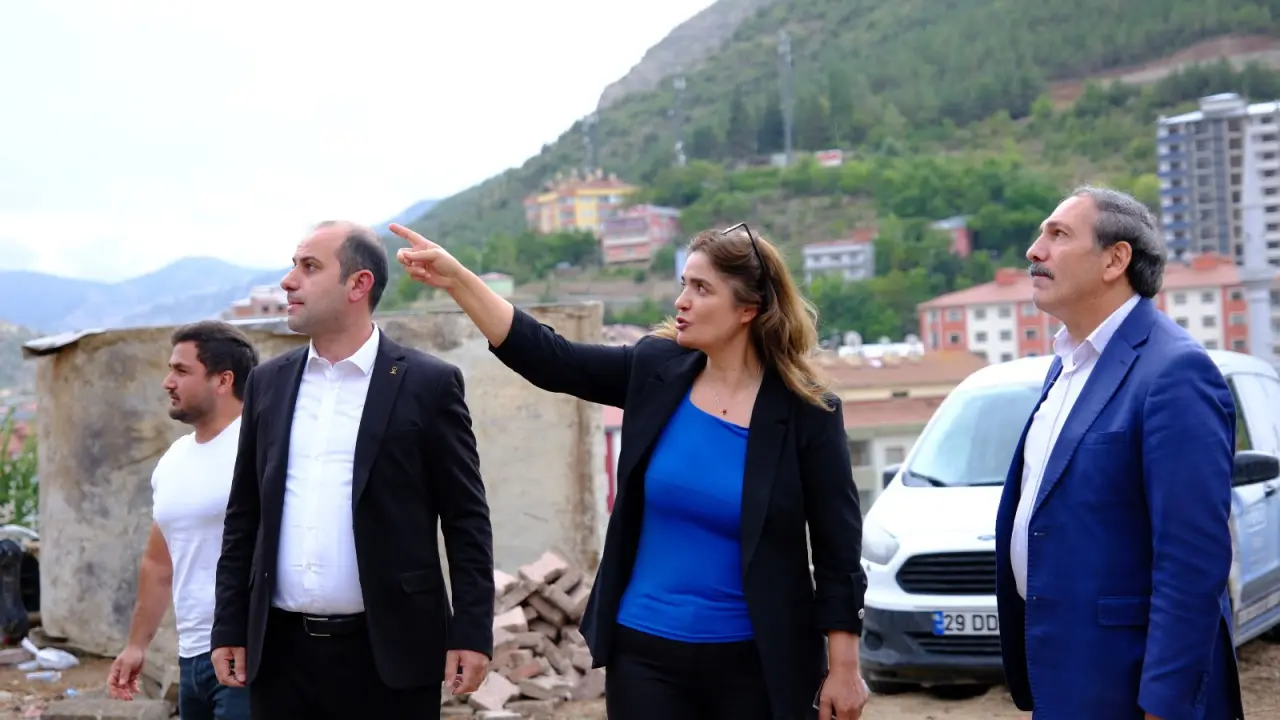 AK Parti Heyetinden Yeni İl Halk Kütüphanesi Projesine Saha İncelemesi