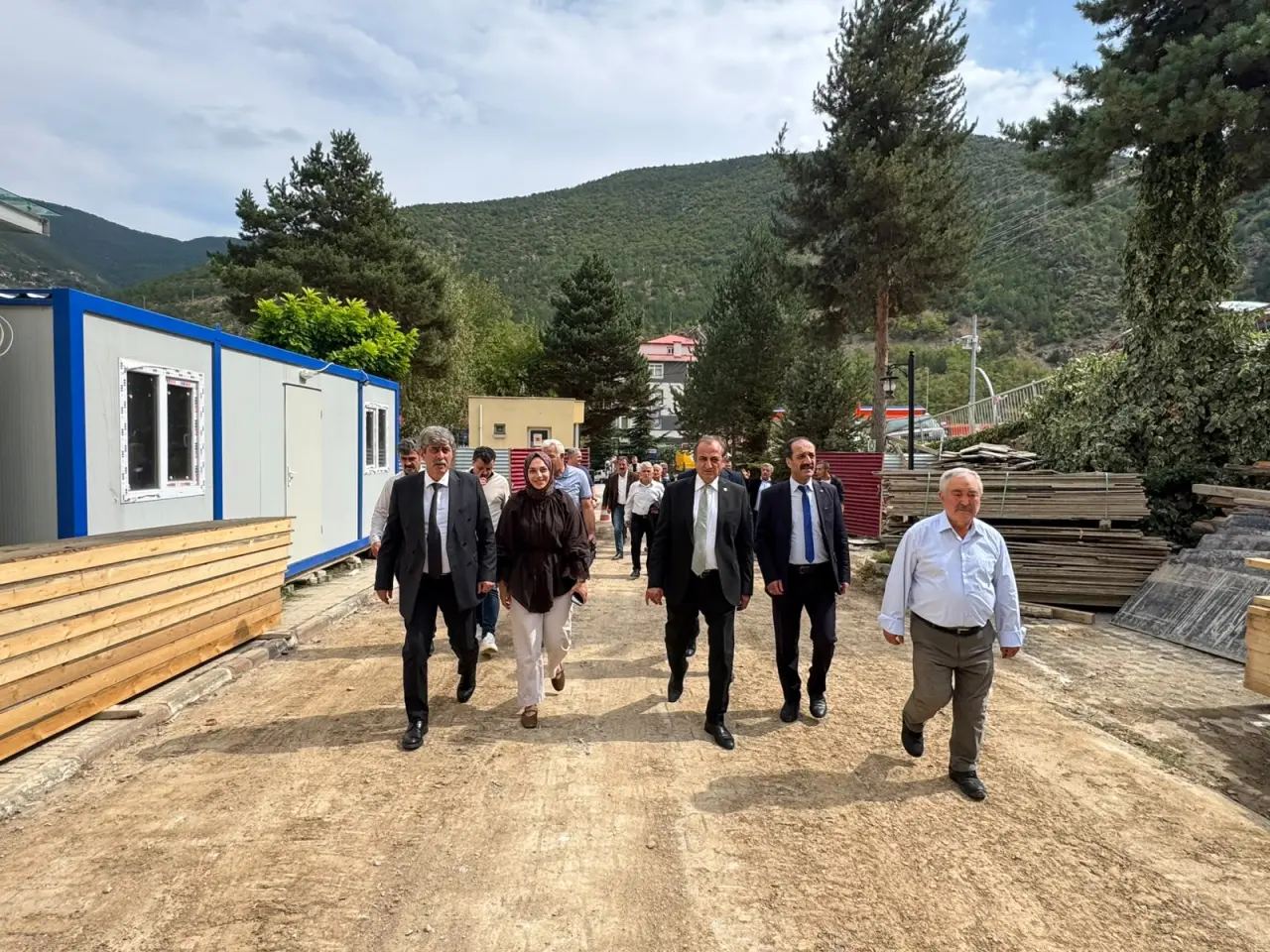 Milletvekili Küçük Torul Devlet Hastanesi Ek Bina İnşaatını Yerinde İnceledi
