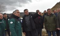 Erzincan yolunda heyelan çalışması devam ediyor #haberi, #haberleri, #Gümüşhane #haber